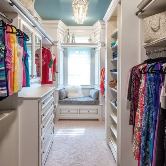 Posh Ambassador! I have fine jewelry, shoes, dresses, coats! Please shop!! - Picture 4 of 12